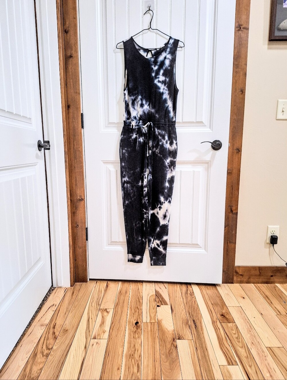 ANTISTAR Black and White Tie Dye Sleeveless Jogger Jumpsuit Size M EUC